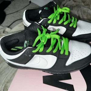 Nike SB dunk Pigeon ( like new ) in box